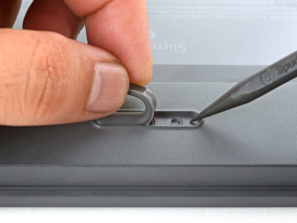 Logitech Signature Slim Solar+ Battery Replacement, Remove the remaining top feet: crwdns2935265:03crwdnd2935265:02crwdnd2935265:03crwdne2935265:0