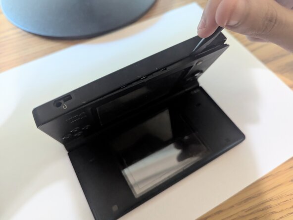 Nintendo DSi Input Button Pads Replacement: crwdns2935265:03crwdnd2935265:02crwdnd2935265:03crwdne2935265:0