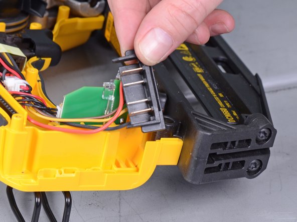 Dewalt Nailers PTO Assembly Replacement: crwdns2935265:05crwdnd2935265:02crwdnd2935265:02crwdne2935265:0