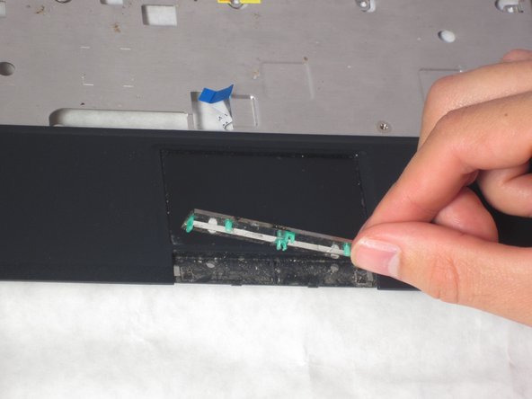 ASUS Eee PC 900HD Clicker Replacement: crwdns2935265:012crwdnd2935265:03crwdnd2935265:03crwdne2935265:0