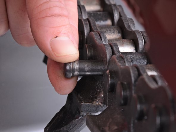 Barreto Trencher E718MTH4S 2016 Chain Roller Spacer Replacement: step 7, image 2 of 3