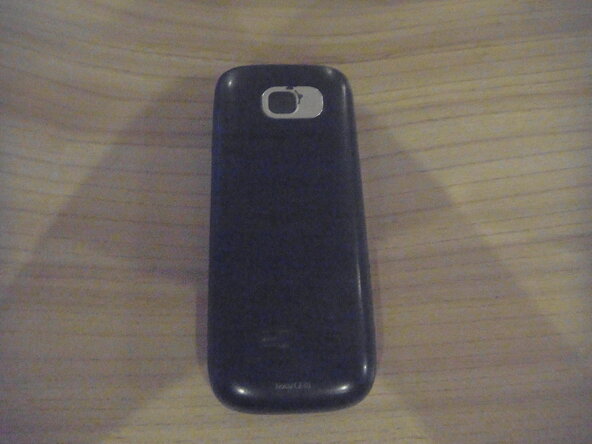 Nokia C2-01 Dissasembly, Nokia C2-01: step 1, image 1 of 3