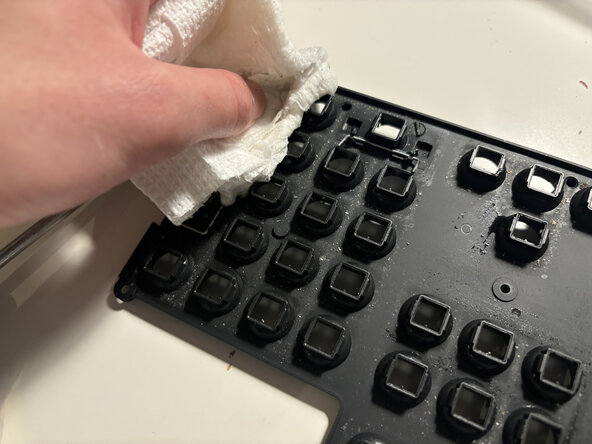 Razer Cynosa Lite Keyboard Membrane Replacement: step 7, image 3 of 3