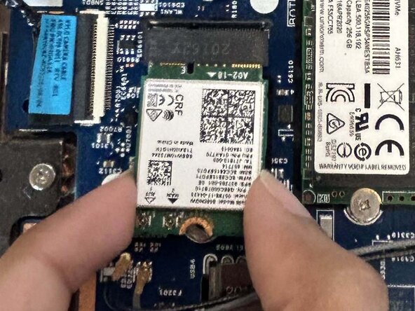 Lenovo ThinkPad L390 Wi-Fi Card Replacement: crwdns2935265:05crwdnd2935265:01crwdnd2935265:01crwdne2935265:0