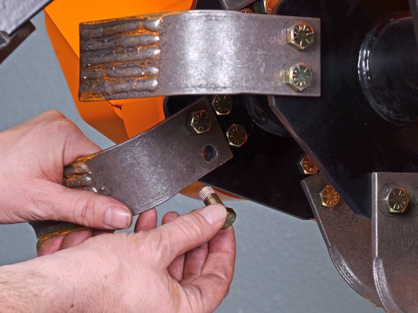 Barreto Tillers E1320HTRLR 2016 Tine Drive Motor Bearing Replacement: crwdns2935265:013crwdnd2935265:02crwdnd2935265:02crwdne2935265:0