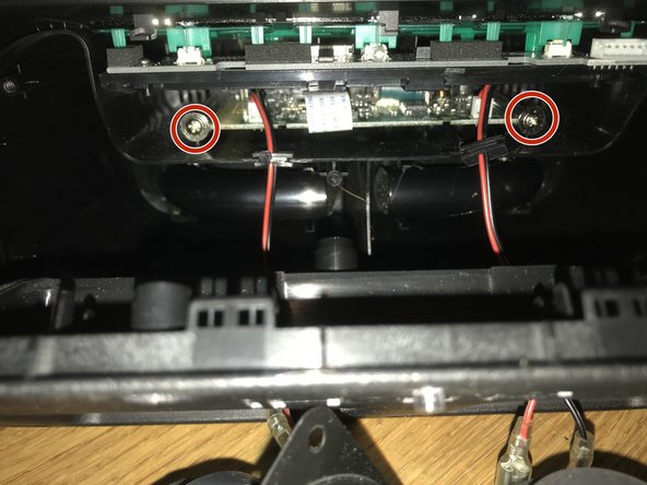 iHome iBT25 Motherboard Replacement: crwdns2935265:06crwdnd2935265:02crwdnd2935265:02crwdne2935265:0