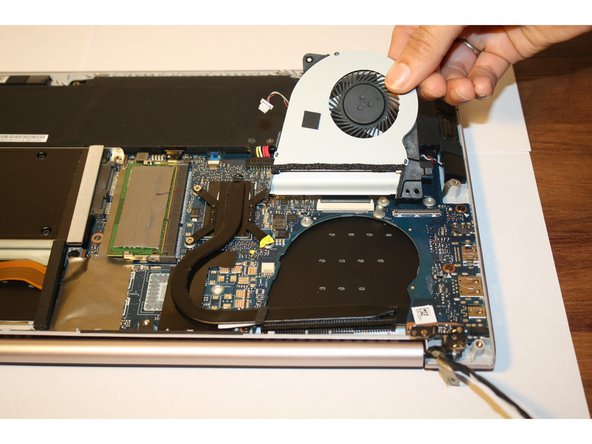 Asus Zenbook UX303L Trackpad Replacement: crwdns2935265:06crwdnd2935265:03crwdnd2935265:03crwdne2935265:0