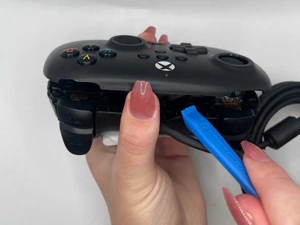 8BitDo Ultimate Wired Bumper Replacement: crwdns2935265:010crwdnd2935265:02crwdnd2935265:02crwdne2935265:0