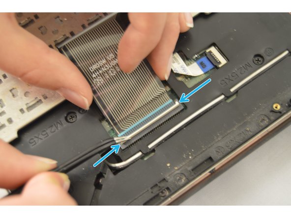 Dell Inspiron 1564 CPU Fan Replacement: crwdns2935265:07crwdnd2935265:03crwdnd2935265:03crwdne2935265:0