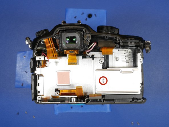 Panasonic Lumix DMC-GH3 Disassembly: crwdns2935265:020crwdnd2935265:03crwdnd2935265:03crwdne2935265:0
