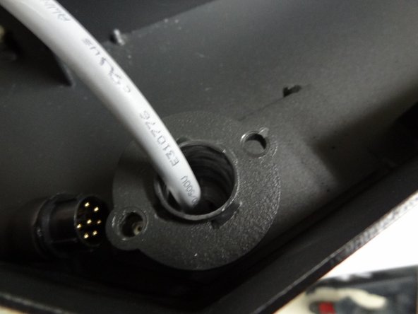 Installing the UV9000 UV Therapy System: 10 단계, 이미지 3개 중 3개