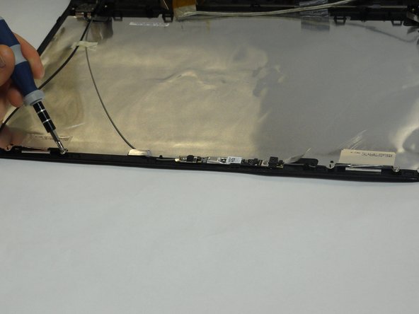 Sony VAIO VPC-EB33FM Display Replacement: crwdns2935265:032crwdnd2935265:02crwdnd2935265:02crwdne2935265:0