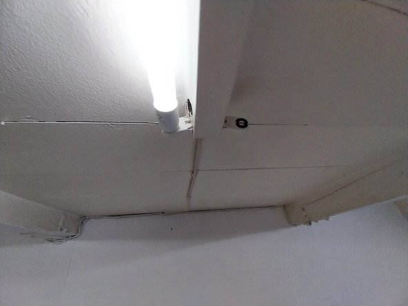 Modificación de una luminaria antigua de tubos fluorescentes, a tubos led, Recableado.: paso 27, imagen 2 de 3