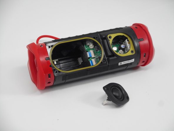 JBL Flip 6 Motherboard Replacement: crwdns2935265:05crwdnd2935265:03crwdnd2935265:03crwdne2935265:0