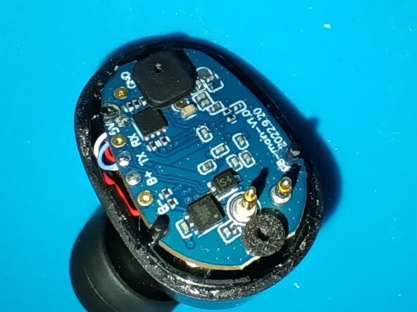fix rattling sound, Glue down the PCB: crwdns2935265:013crwdnd2935265:02crwdnd2935265:02crwdne2935265:0