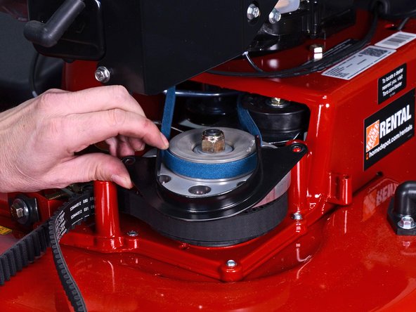 Toro Walk Behind Mowers 21199HD 2018 Right Spindle Replacement: crwdns2935265:016crwdnd2935265:02crwdnd2935265:02crwdne2935265:0