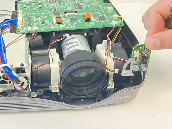 Hitachi CP-X440 Sensor Replacement: crwdns2935265:04crwdnd2935265:02crwdnd2935265:02crwdne2935265:0