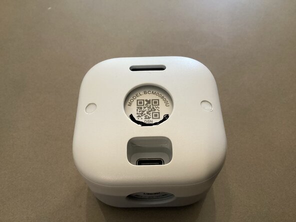 Blink Camera Teardown: step 2, image 1 of 3