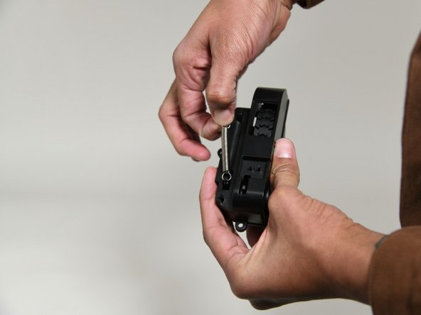 ionvac SmartClean V2 Motor Wheel Replacement: crwdns2935265:08crwdnd2935265:02crwdnd2935265:02crwdne2935265:0