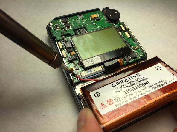 Creative Nomad Jukebox Zen Battery Replacement: passo 5, imagem 2 %32