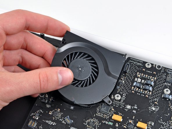 MacBook Unibody Model A1342 Mid 2010 Teardown: crwdns2935265:08crwdnd2935265:02crwdnd2935265:02crwdne2935265:0