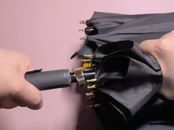 How To Replace An Umbrella Handle: 手順 2、 3の画像 2