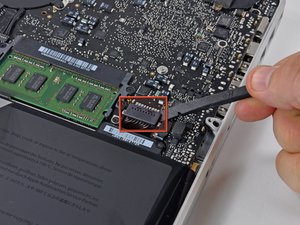 Installation d'un second disque dur dans le MacBook Pro 13 Unibody mi-2009  - Tutoriel de réparation iFixit