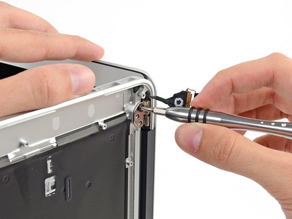 MacBook Air 13" Mid 2013 Teardown: crwdns2935265:014crwdnd2935265:03crwdnd2935265:03crwdne2935265:0