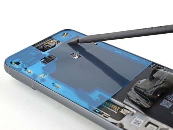 How to Apply a New Graphite Sheet in Your Google Pixel 8