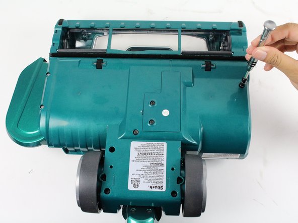 Shark Rocket Powerhead AH401 Belt Replacement, Back Panel Screws: crwdns2935265:03crwdnd2935265:02crwdnd2935265:02crwdne2935265:0