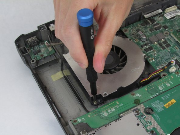 Dell Inspiron 1721 CPU Fan Replacement: crwdns2935265:08crwdnd2935265:02crwdnd2935265:03crwdne2935265:0