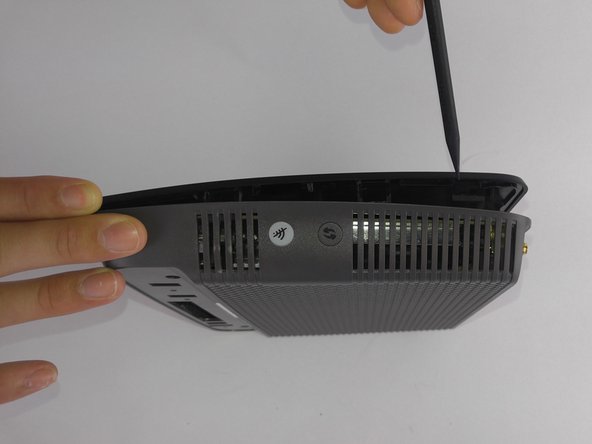 Linksys EA9200 Power Switch Replacement: crwdns2935265:04crwdnd2935265:02crwdnd2935265:03crwdne2935265:0