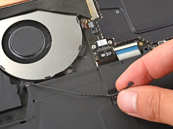 Microsoft Surface Laptop 7 (13.8-inch) Right Speaker Replacement