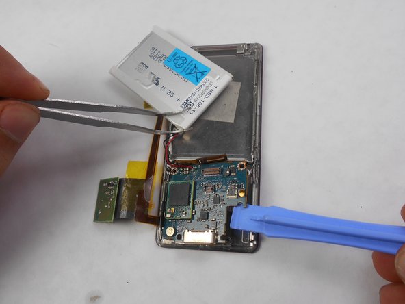 Sony NWZ-E473 Front Button Replacement: crwdns2935265:016crwdnd2935265:02crwdnd2935265:02crwdne2935265:0