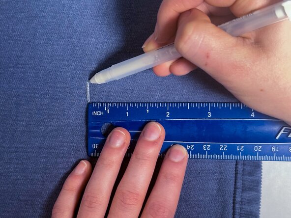 Hand-Hemming Flare Corduroy Pants: étape 3, image 2 de 2