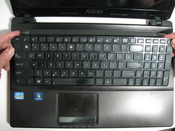 Asus K53E-BBR7 Fan Replacement: crwdns2935265:05crwdnd2935265:03crwdnd2935265:03crwdne2935265:0