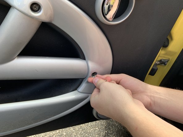 2004 Mini Cooper Driver Window Replacement, Driver Window: step 1, image 3 of 3