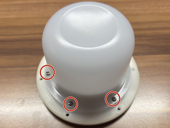 Eve Flare Model 20EAX9901 Battery Replacement, Remove the head of it: paso 2, imagen 1 de 1