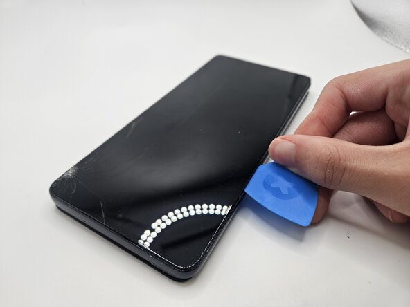 Motorola Edge Plus 2022 Display Assembly Replacement, Display Assembly: 步骤 10 中的图像 3，3