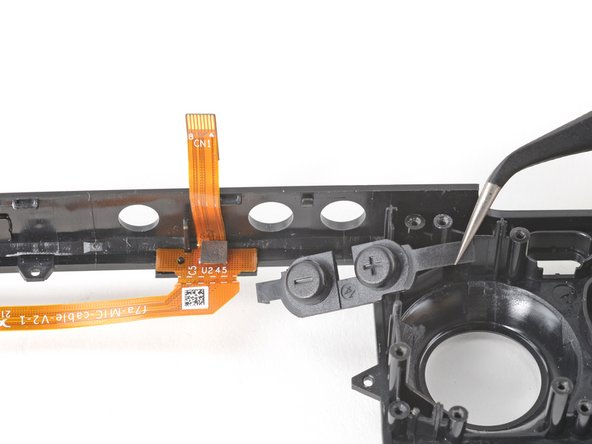 Steam Deck Front Shell Replacement, Remove the volume buttons: crwdns2935265:098crwdnd2935265:03crwdnd2935265:03crwdne2935265:0