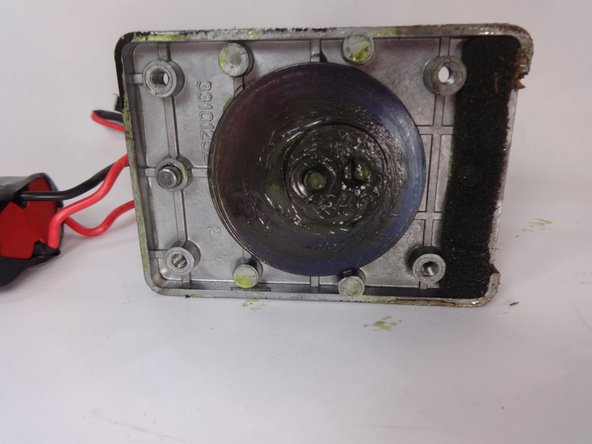 Homelite UT44172 Blades Replacement, Replacing Blades: crwdns2935265:04crwdnd2935265:03crwdnd2935265:03crwdne2935265:0