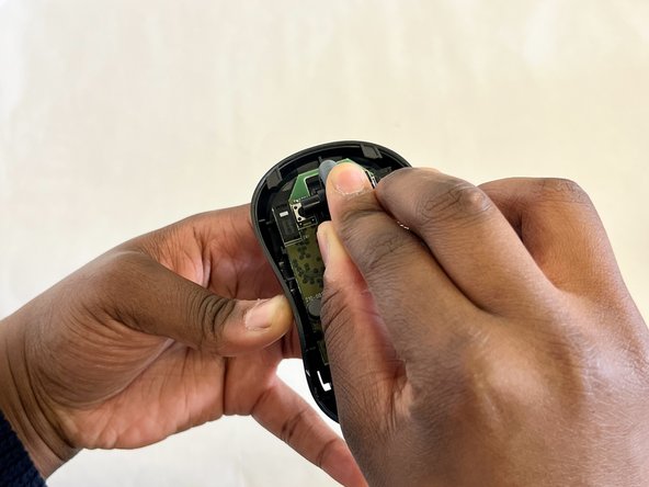 Logitech M185 Wireless Mouse Scroll Wheel Replacement: crwdns2935265:07crwdnd2935265:03crwdnd2935265:03crwdne2935265:0