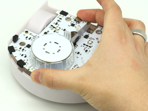 Thymio II Disassembly, Removing the PCB: crwdns2935265:05crwdnd2935265:02crwdnd2935265:03crwdne2935265:0