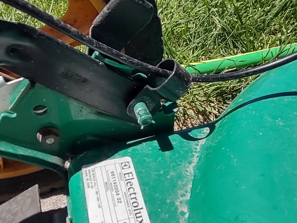 Weed Eater Rotary Lawn Mower Engine Control Cable Replacement: crwdns2935265:09crwdnd2935265:03crwdnd2935265:03crwdne2935265:0