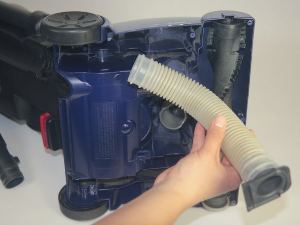 Replacing a Bissell POWERforce Helix Vacuum Hose: crwdns2935265:07crwdnd2935265:03crwdnd2935265:03crwdne2935265:0