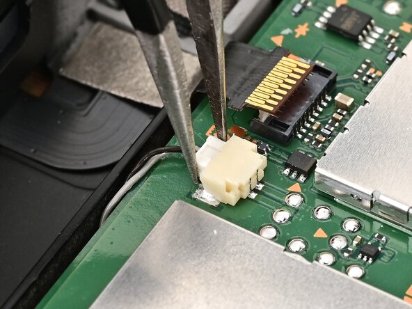 Nintendo Switch 2 Board Replacement, Connect the right speaker: crwdns2935265:068crwdnd2935265:02crwdnd2935265:02crwdne2935265:0