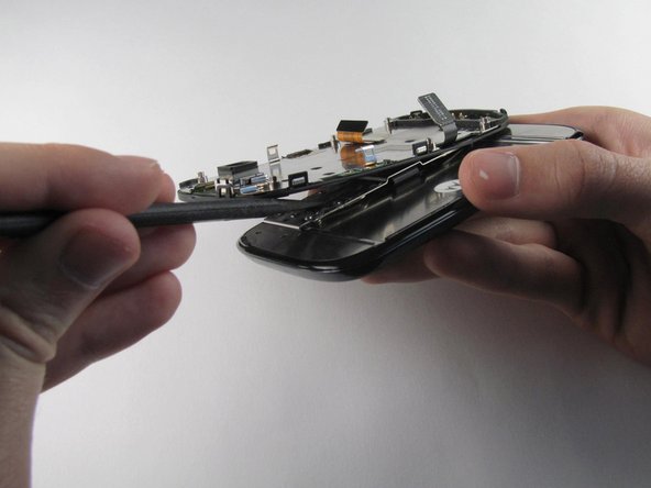 Disassembling Motorola Cliq LCD Shield Plate: crwdns2935265:013crwdnd2935265:02crwdnd2935265:03crwdne2935265:0