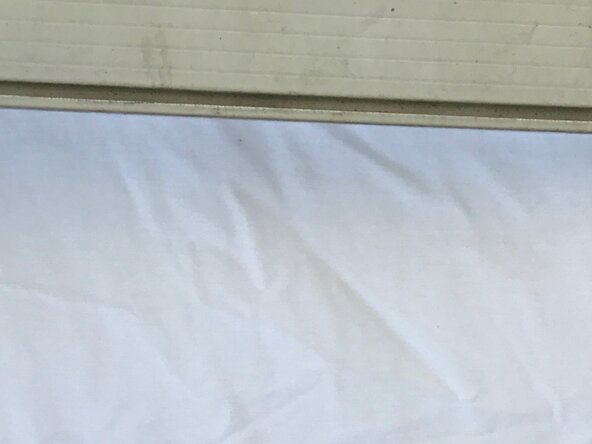 Pool Screen Replacement, Checking for leftover thread: crwdns2935265:03crwdnd2935265:01crwdnd2935265:01crwdne2935265:0