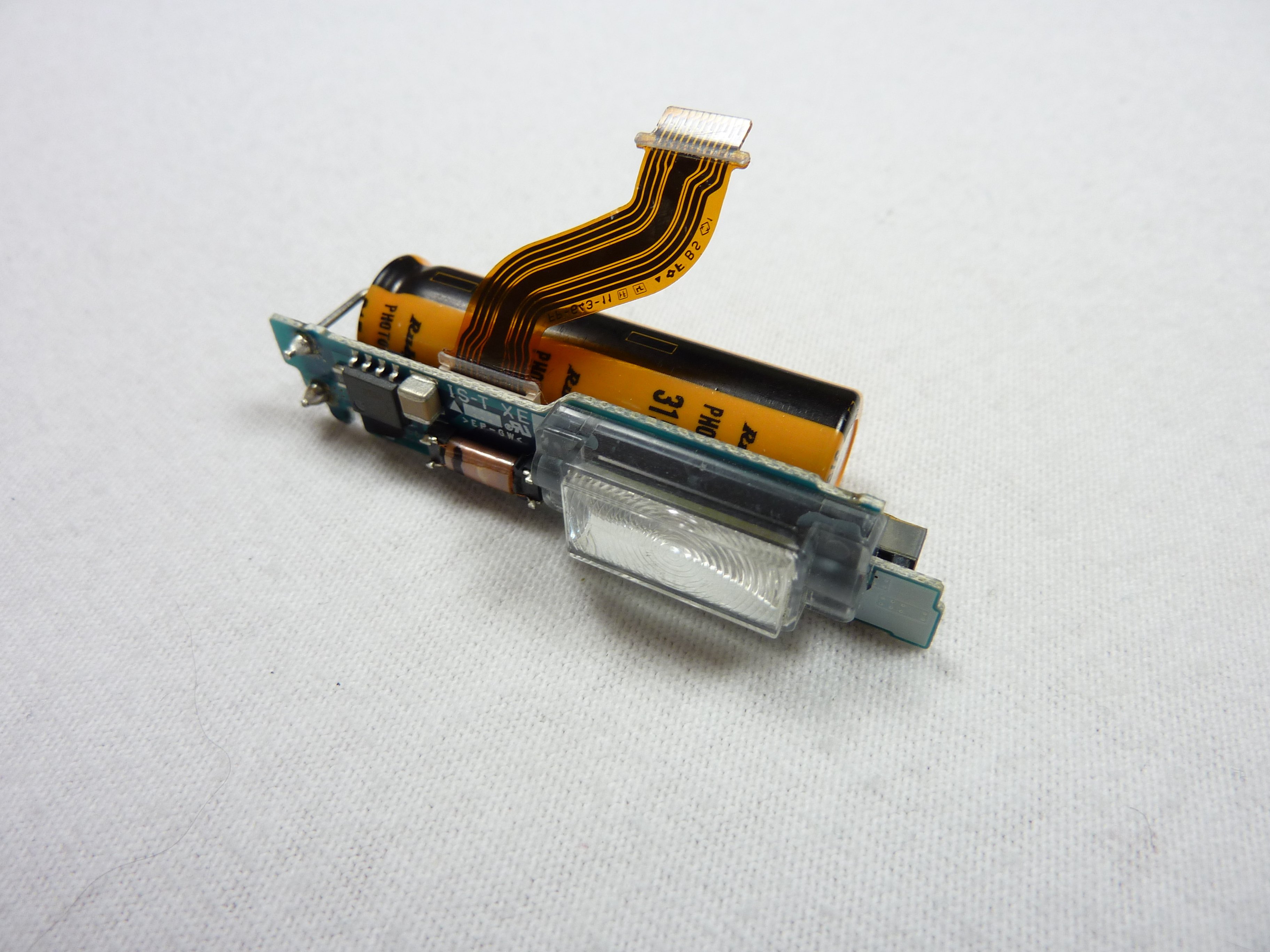 Sony Cyber-shot DSC-P52 Flash Unit Replacement - iFixit