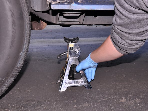 1997-2004 Dodge Dakota Front Shocks (2WD, 4.7 L V8) Replacement: step 8, image 2 of 3